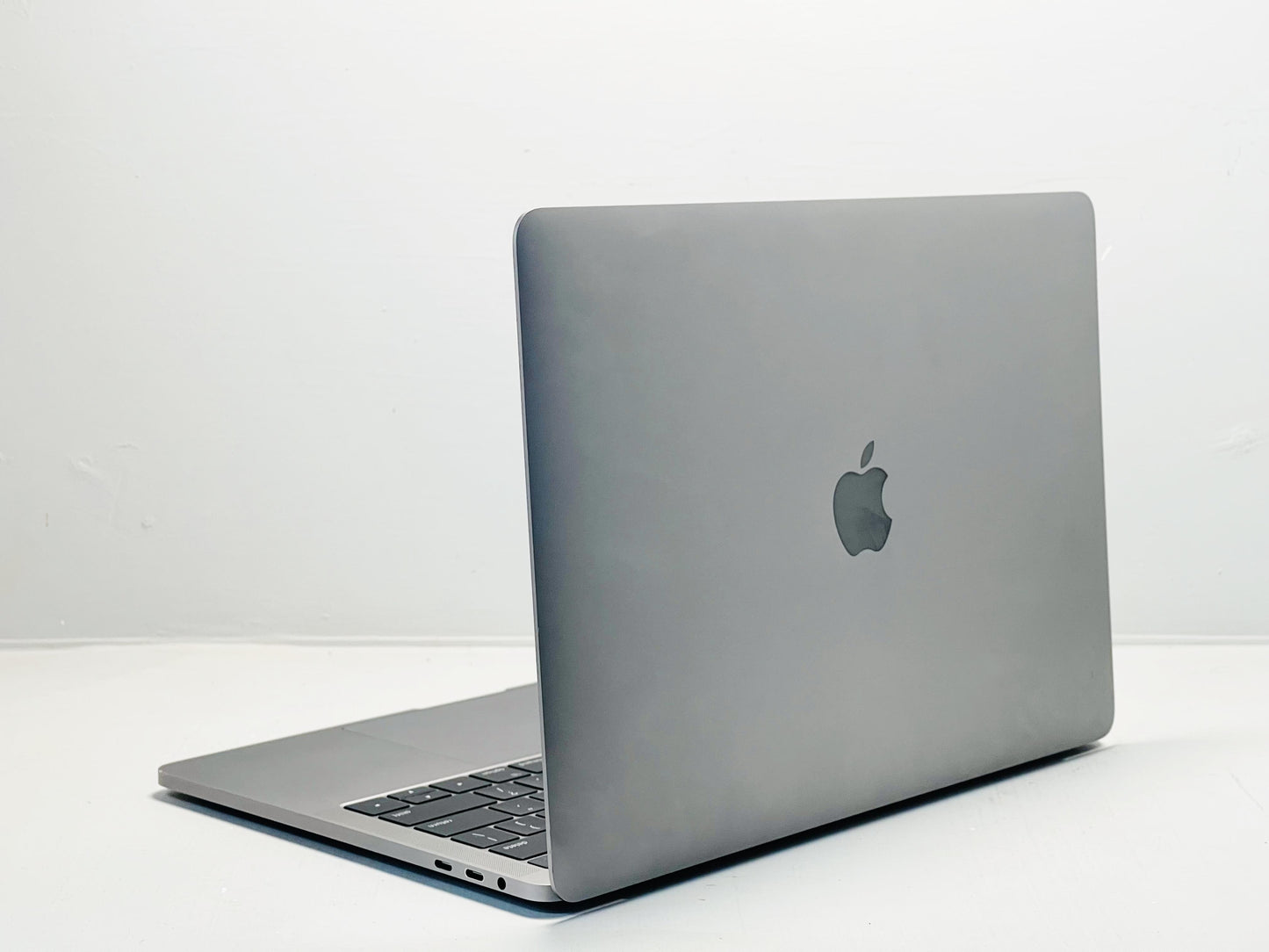 Apple MacBook Pro 2020 M1 (A2338) - 13.3" Retina Display - Apple M1 - 08GB RAM - (256GB SSD TO 512GB SSD) - Touch Bar - Touch ID - Daraz Like New - RAPPLE STORE