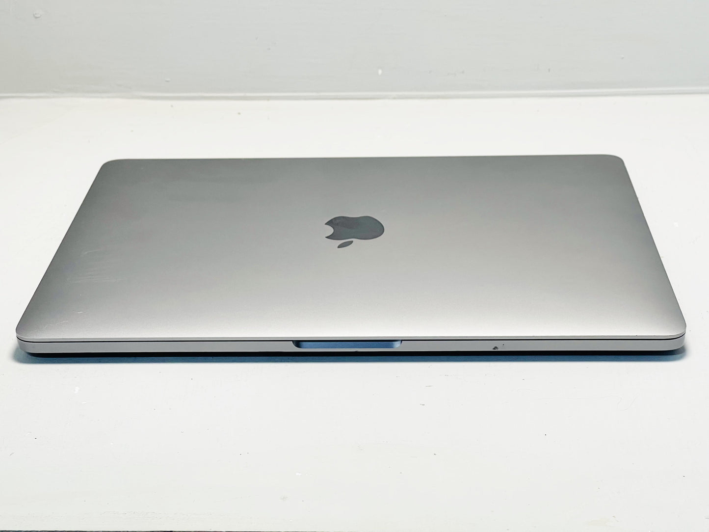 Apple MacBook Pro 2020 M1 (A2338) - 13.3" Retina Display - Apple M1 - 08GB RAM - (256GB SSD TO 512GB SSD) - Touch Bar - Touch ID - Daraz Like New - RAPPLE STORE